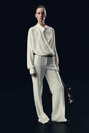 Блуза на запахе из струящейся ткани — коллекция Zara «Zw»- Заказать в России