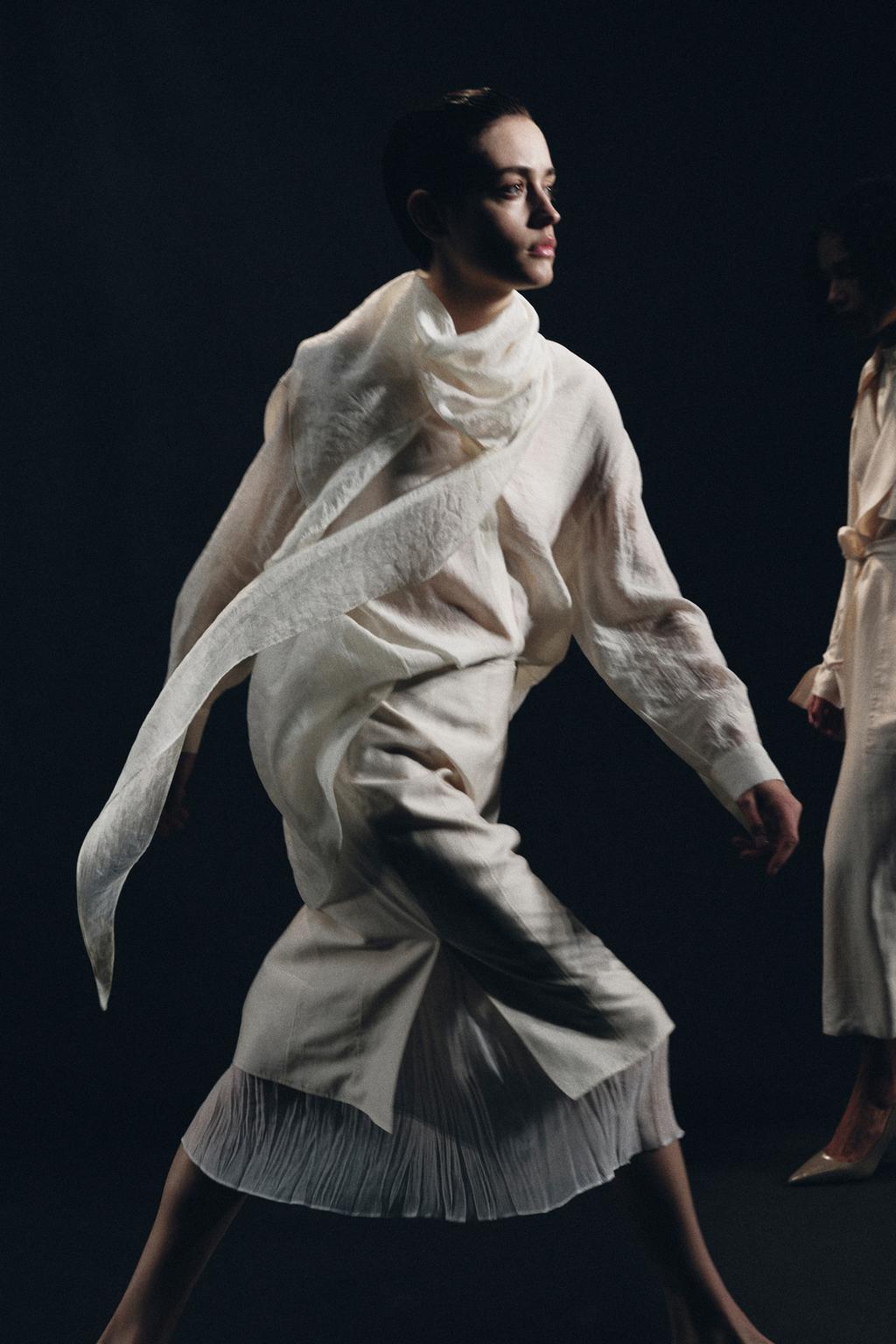 КОМБИНИРОВАННАЯ ЮБКА МИДИ — коллекция Zara «ZW»