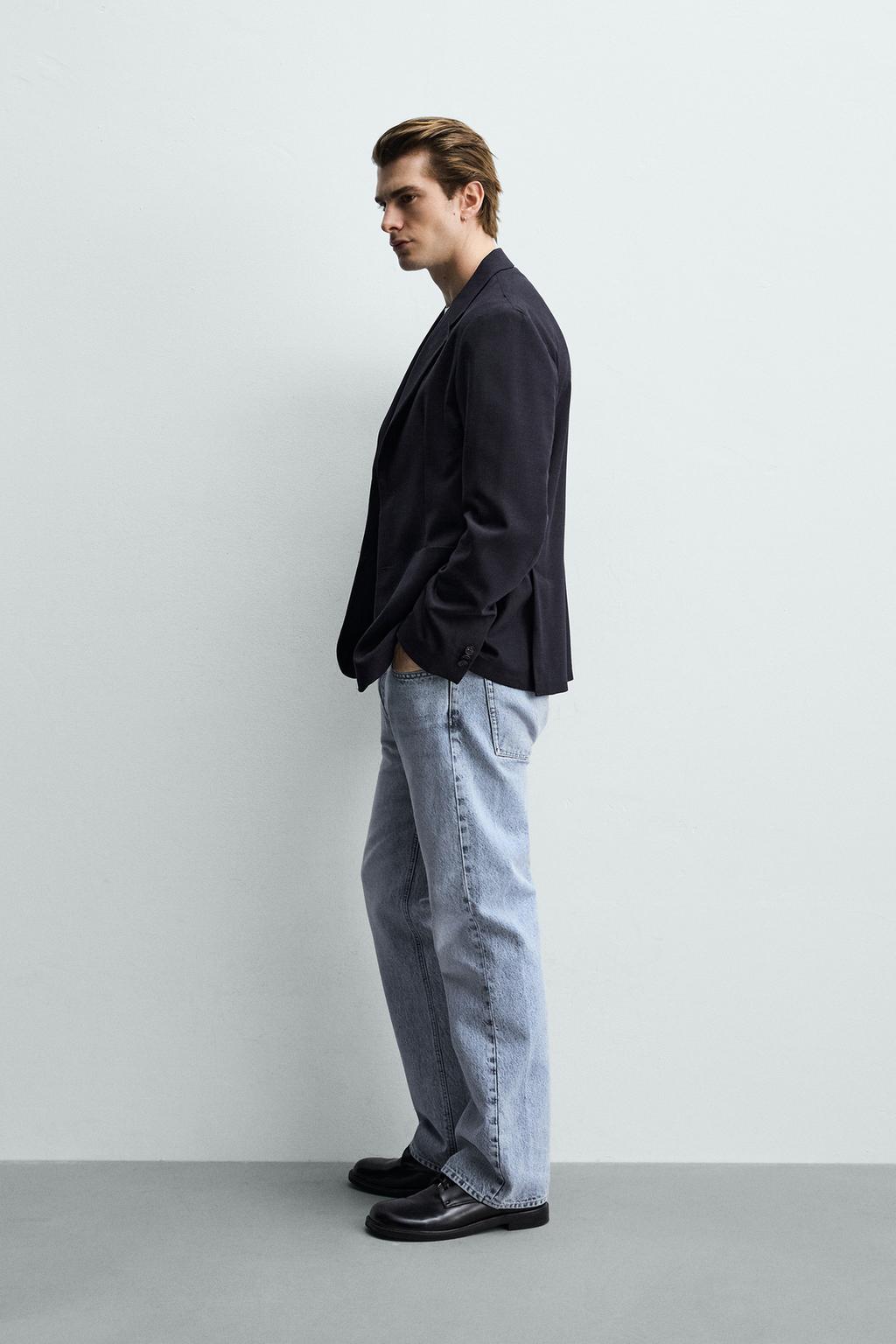 БЛЕЙЗЕР  ИЗ РЕЛЬЕФНОЙ ТКАНИ