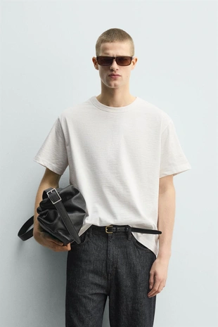 Футболка  из рельефной ткани- Заказать в России