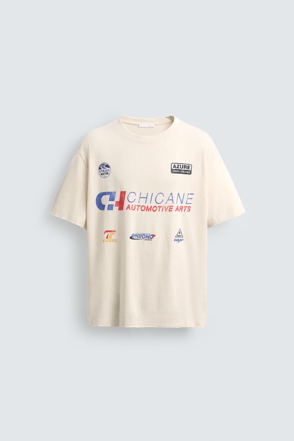 ФУТБОЛКА ИЗ ТКАНИ С ЭФФЕКТОМ ПОТЕРТОСТИ И ПРИНТОМ