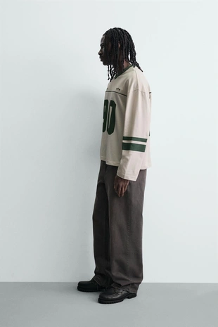 Футболка с принтом American Football- Заказать в России