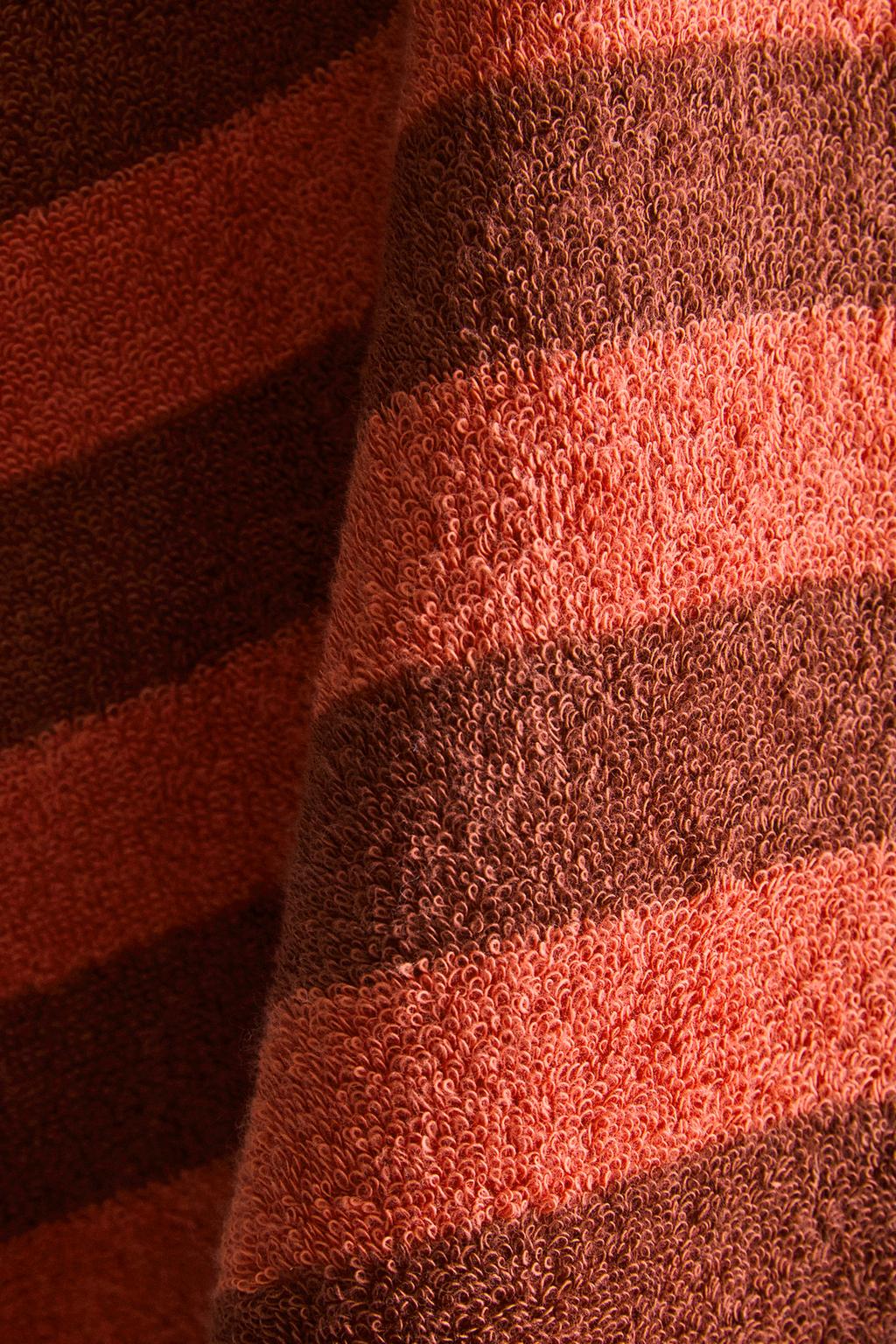 Детский пончо с рисунком омара