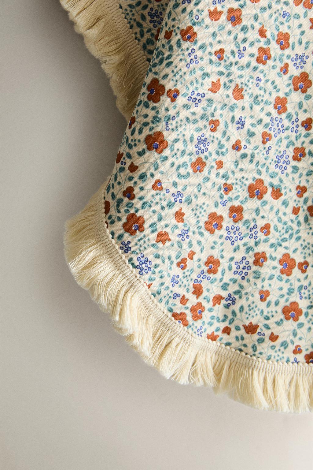 Детский пляжный пончо с цветочным узором