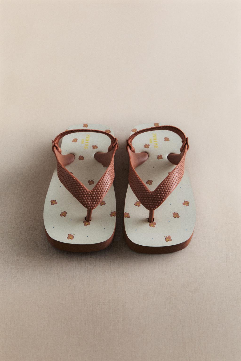 Детские сандалии с разделителем пальцев