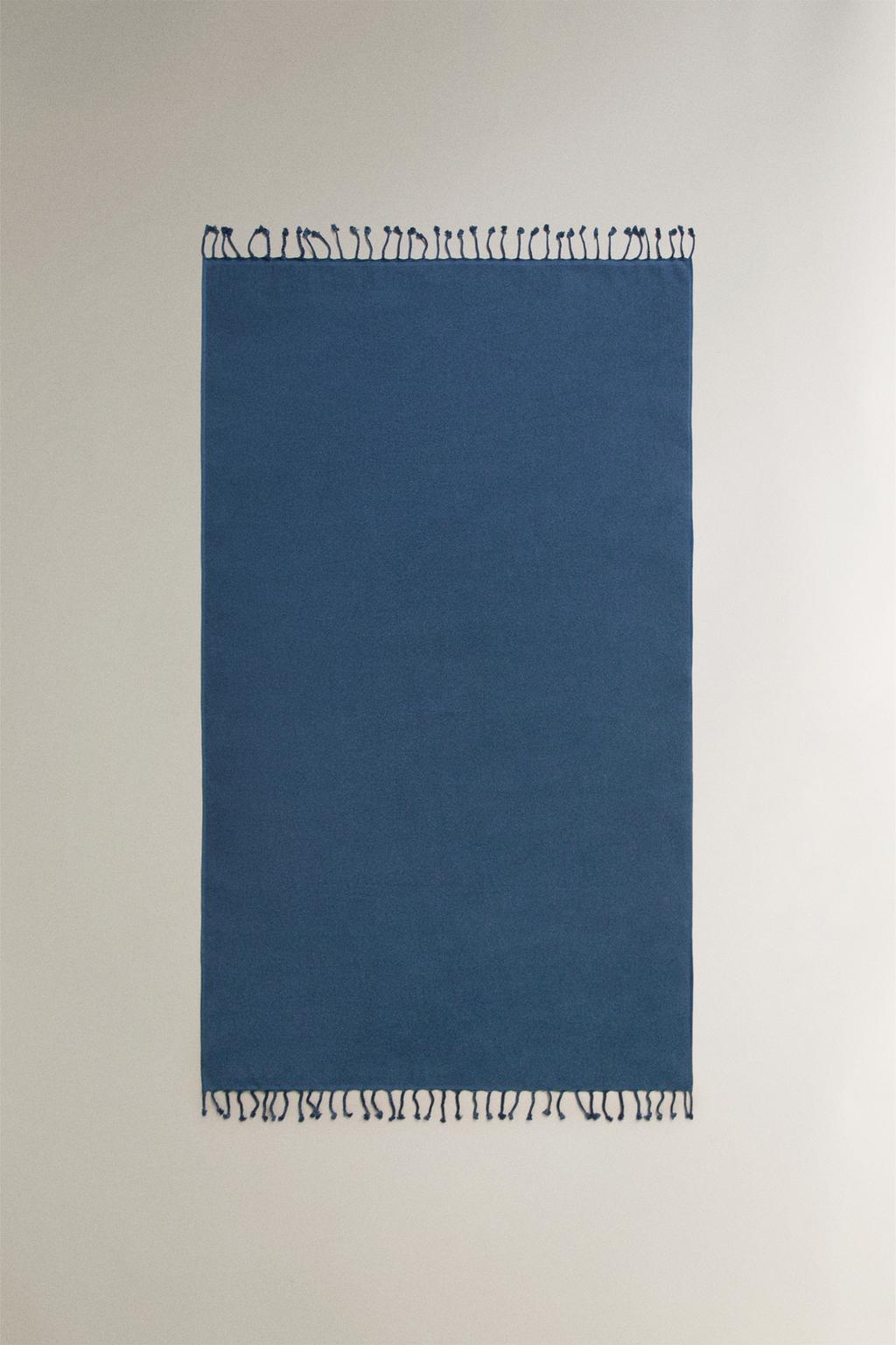 Пляжное полотенце из хлопка с бахромой