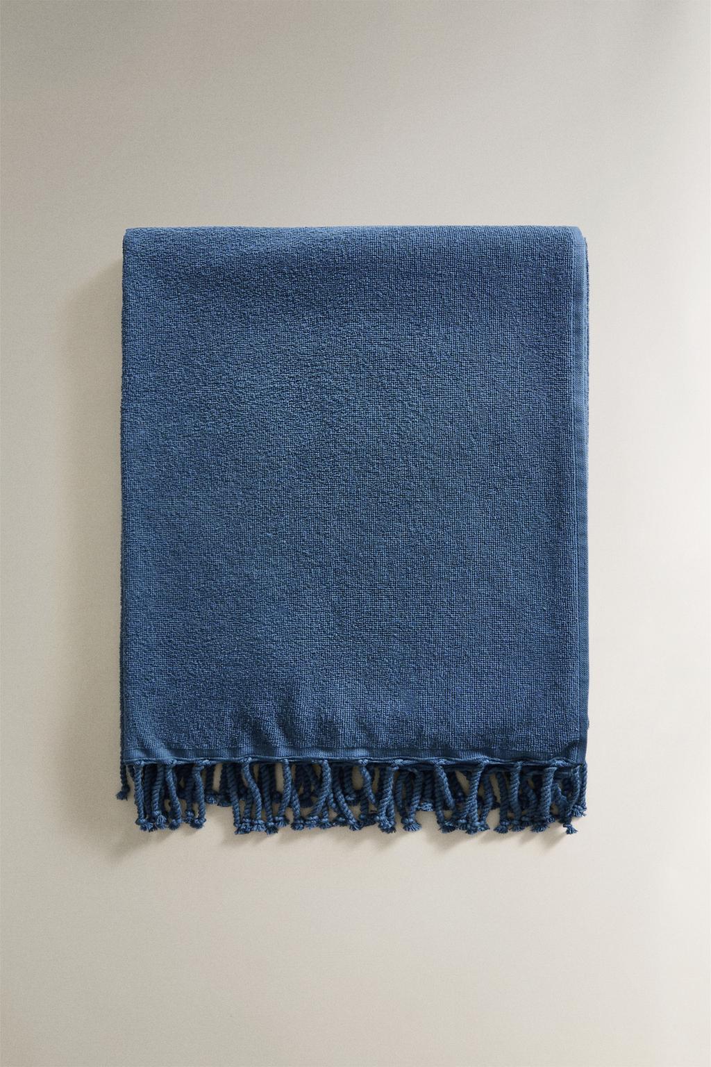 Пляжное полотенце из хлопка с бахромой