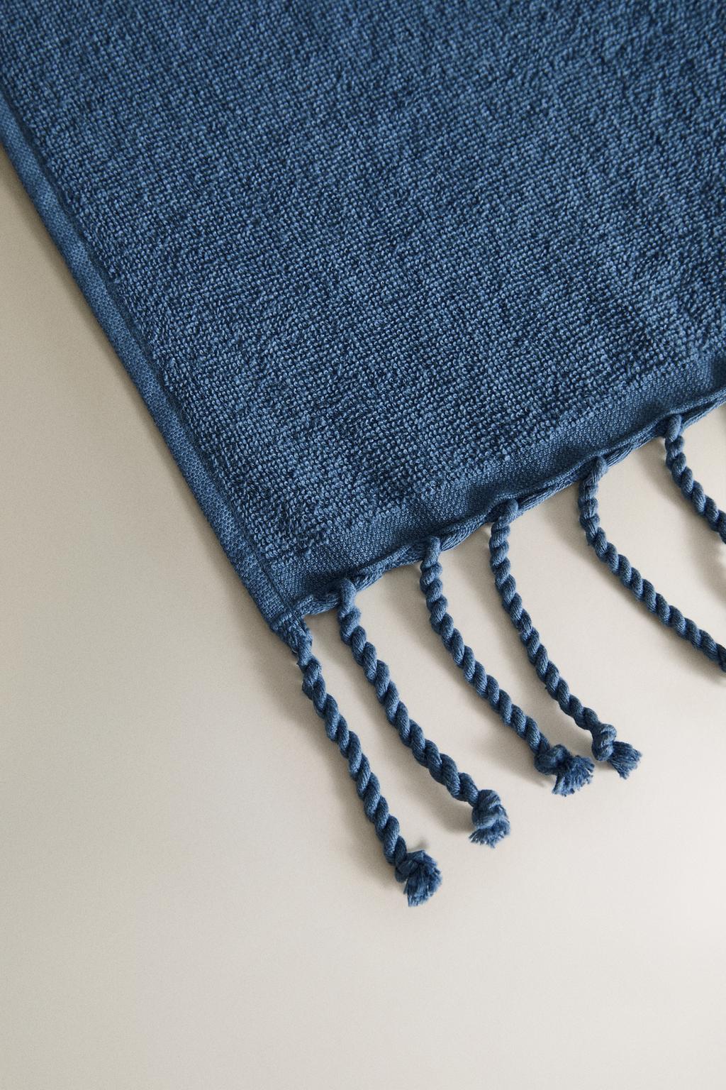 Пляжное полотенце из хлопка с бахромой