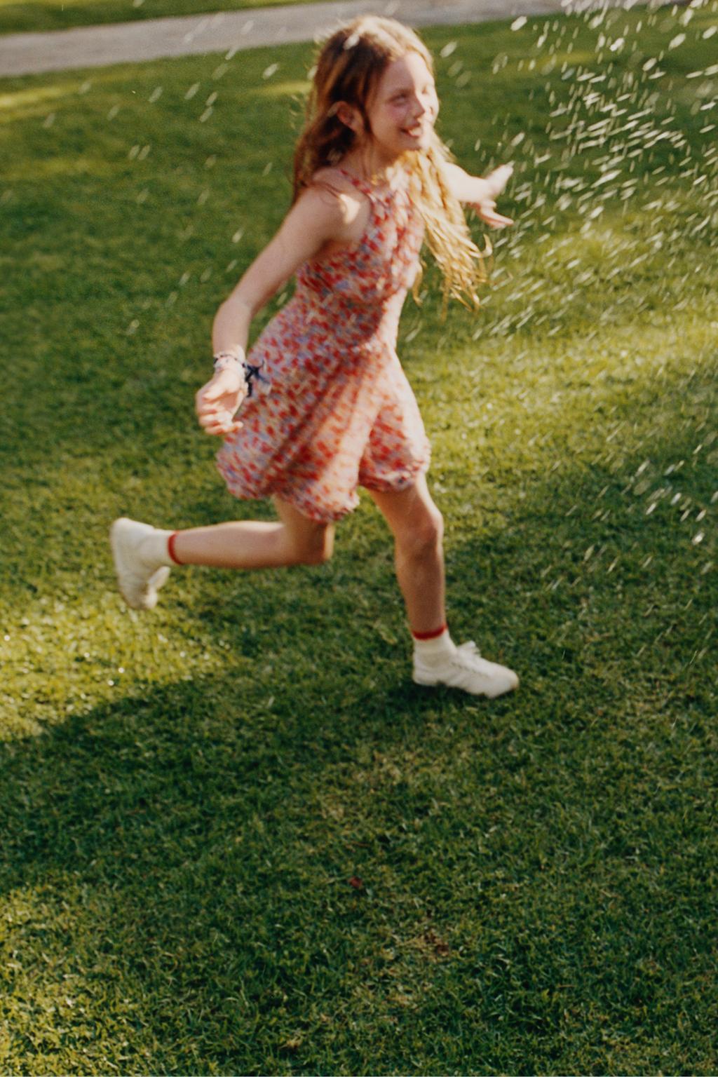 КОМБИНЕЗОН С ЦВЕТОЧНЫМ ПРИНТОМ