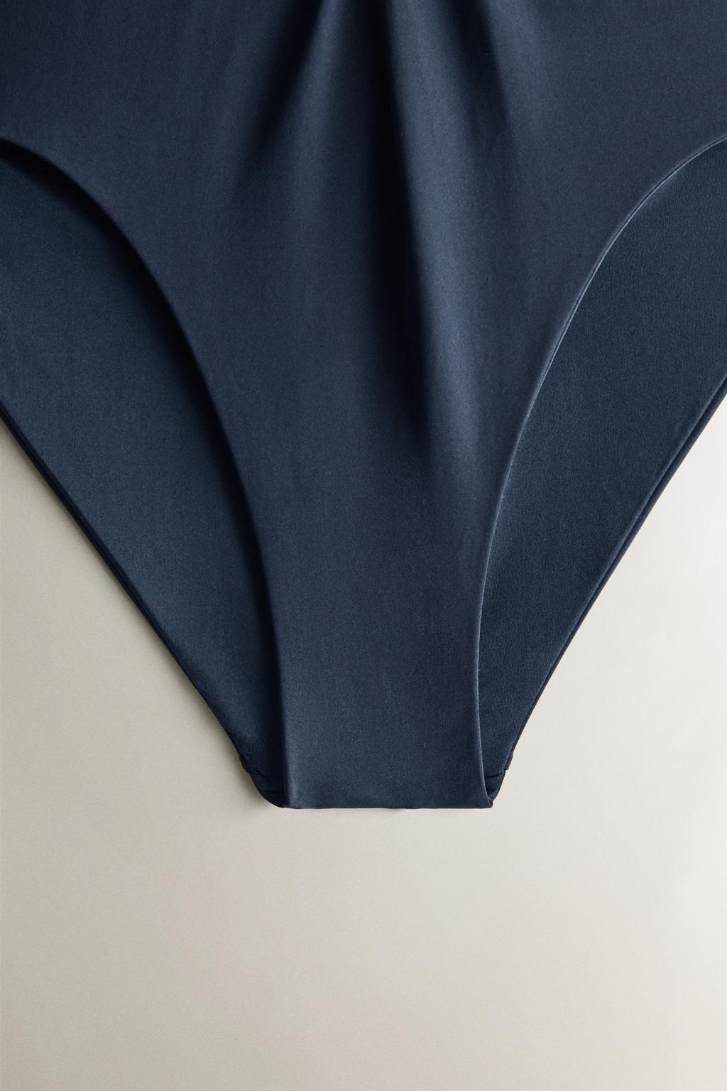 Купальник для пляжа с завязкой на шее