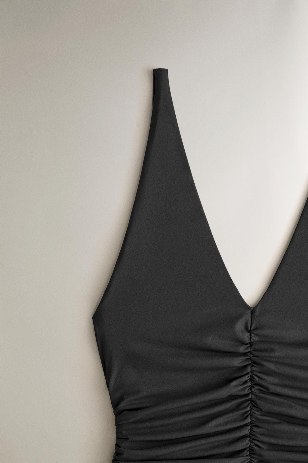 Купальник для пляжа с оборками