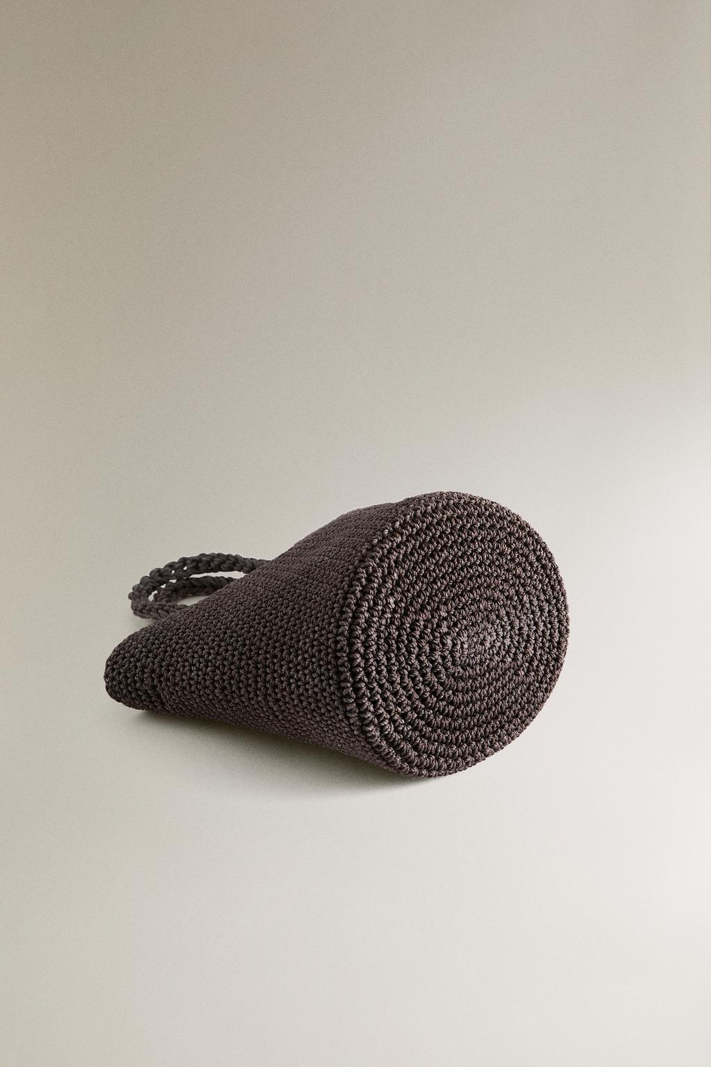 Сумочка мини с плетеным эффектом