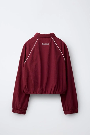 Спортивная куртка с контрастными деталями- Заказать в России