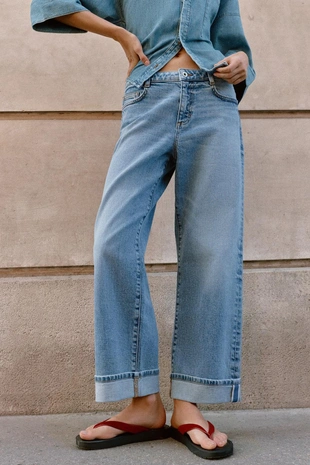 Джинсы Z.07  со средней посадкой и отворотами- Заказать в России