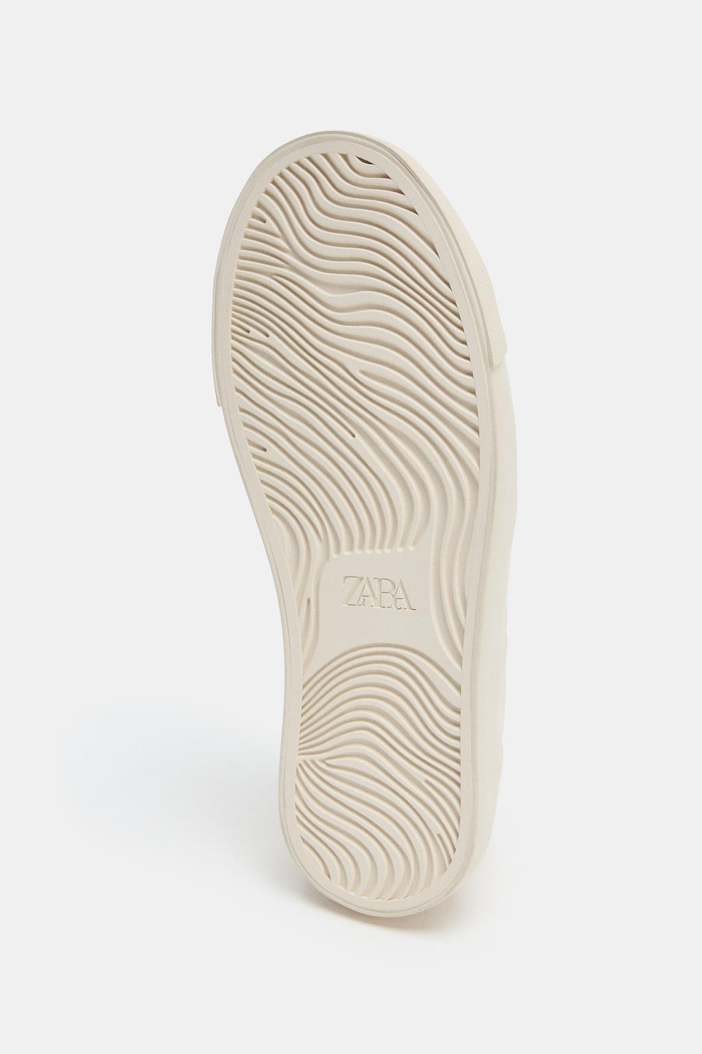 КРОССОВКИ С КОНТРАСТНЫМ ЗАДНИКОМ