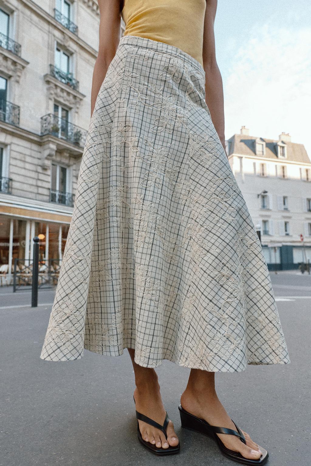 БОСОНОЖКИ НА ТАНКЕТКЕ