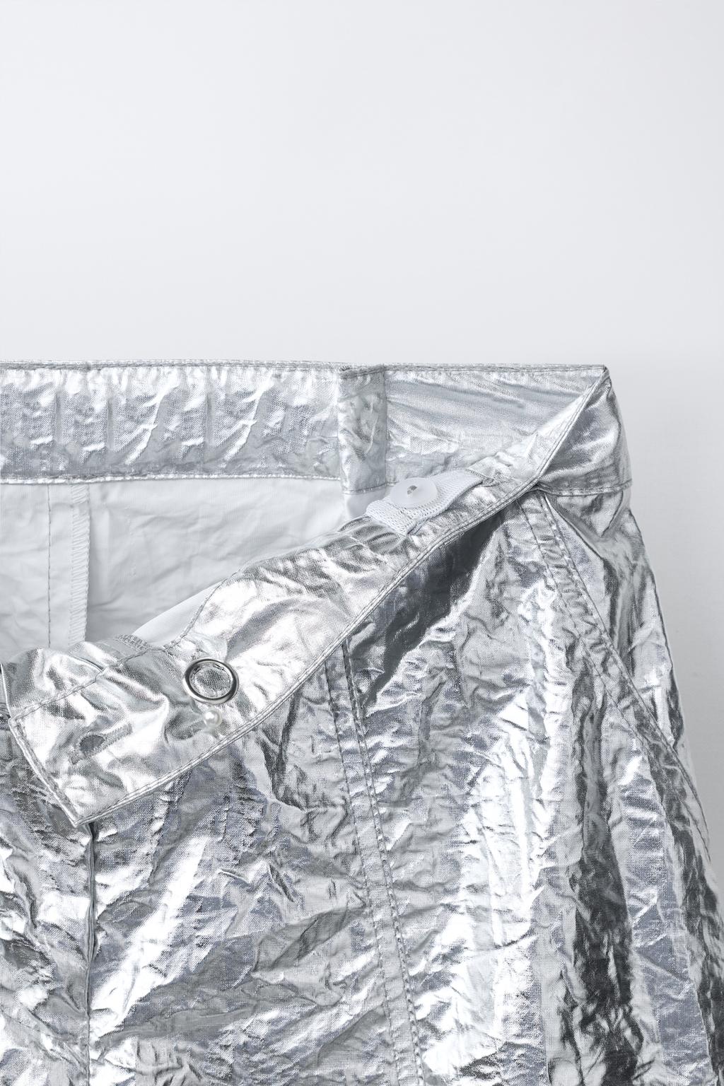 МЕТАЛЛИЗИРОВАННЫЕ БРЮКИ 