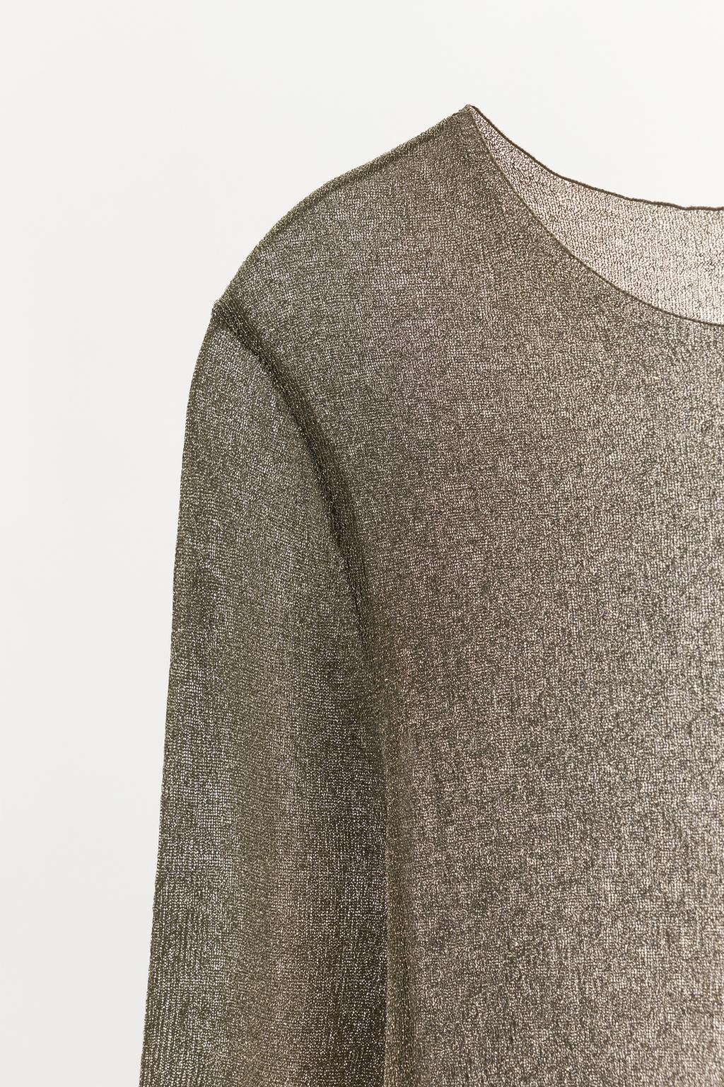 ФУТБОЛКА С БЛЕСТЯЩЕЙ НИТЬЮ