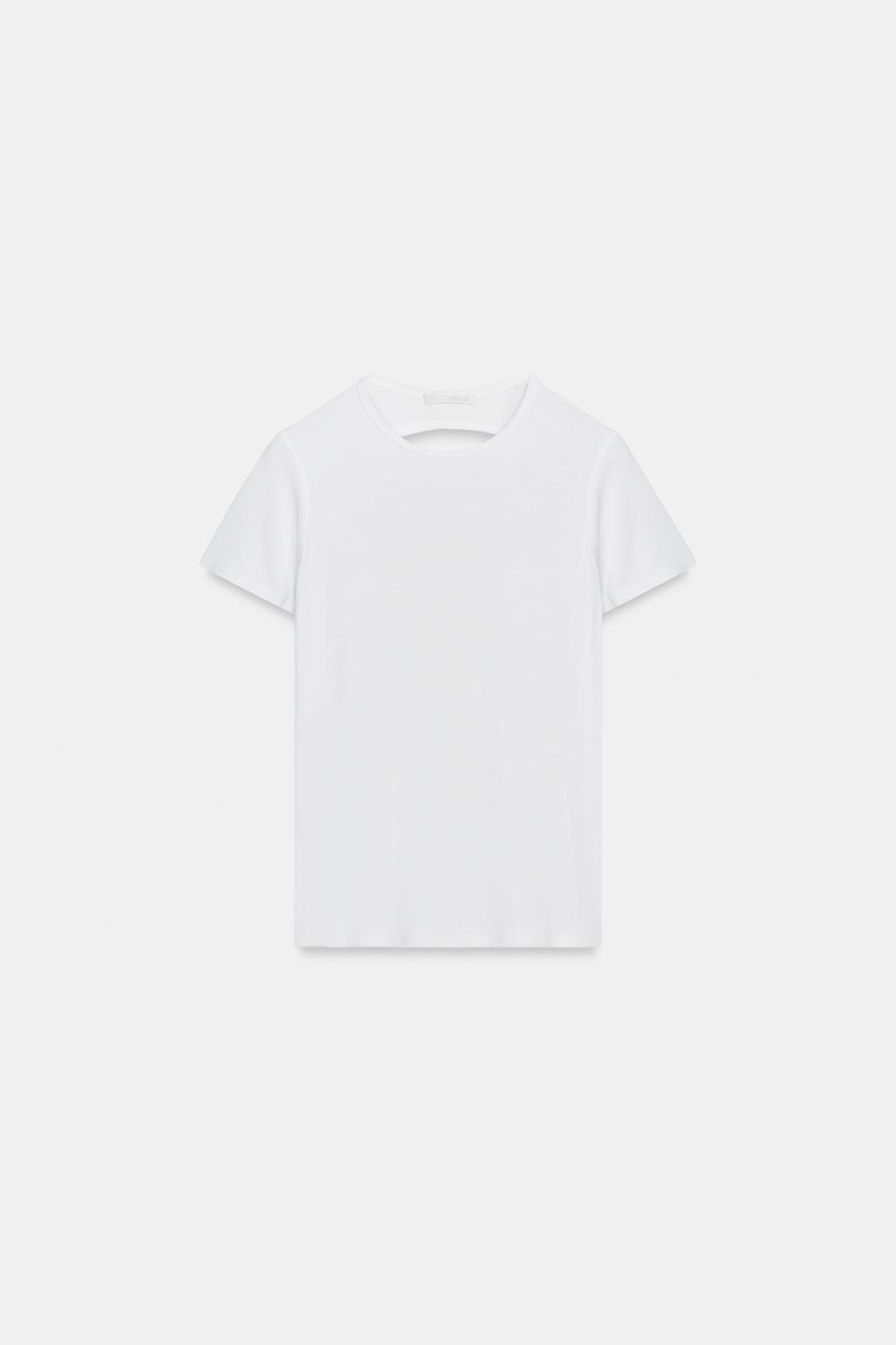 ФУТБОЛКА С ВЫРЕЗОМ СЗАДИ