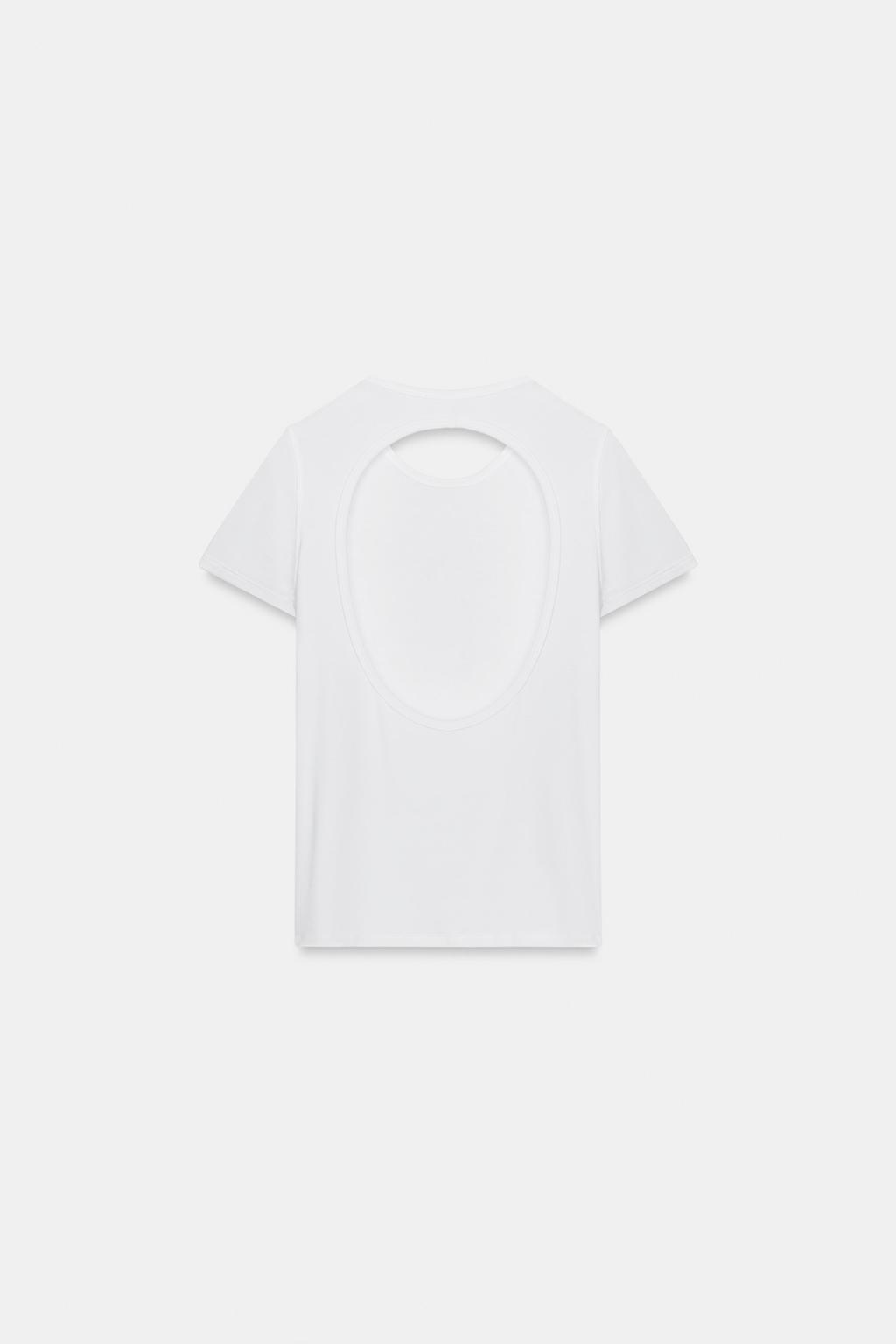 ФУТБОЛКА С ВЫРЕЗОМ СЗАДИ