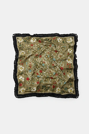 Платок с цветочным принтом и бахромой- Заказать в России