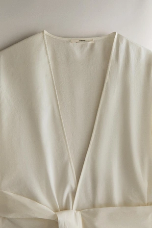 Халат с кружевными деталями- Заказать в России