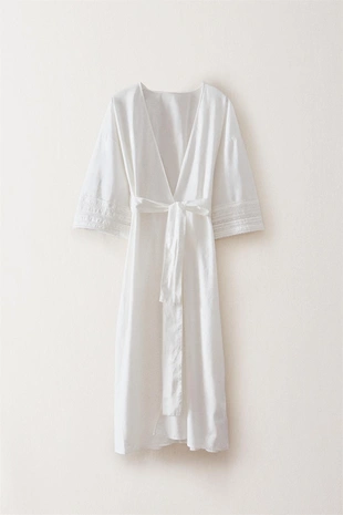 Халат с кружевными деталями- Заказать в России