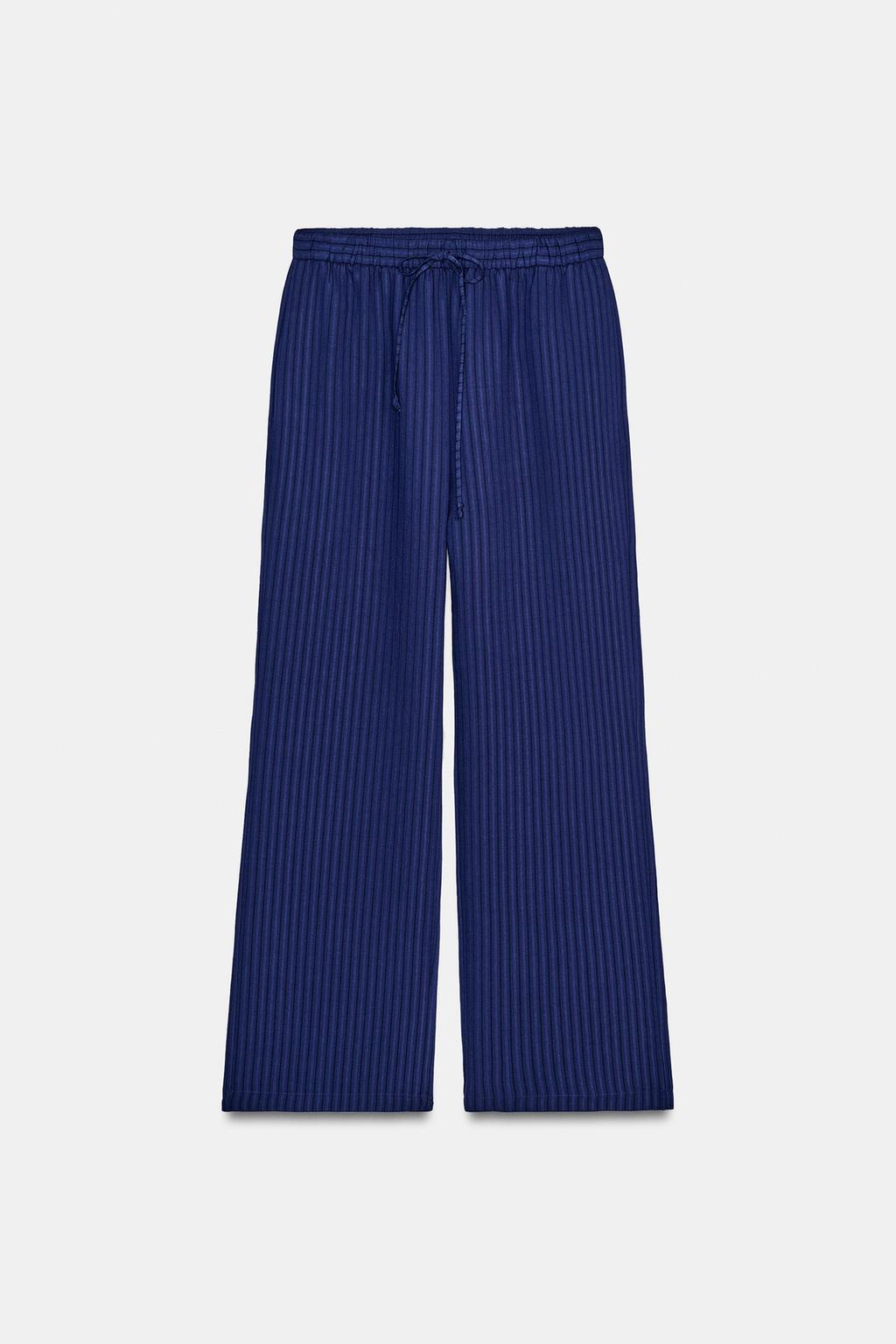 БРЮКИ В ПИЖАМНОМ СТИЛЕ С ТЕКСТУРОЙ — коллекция Zara «ZW»