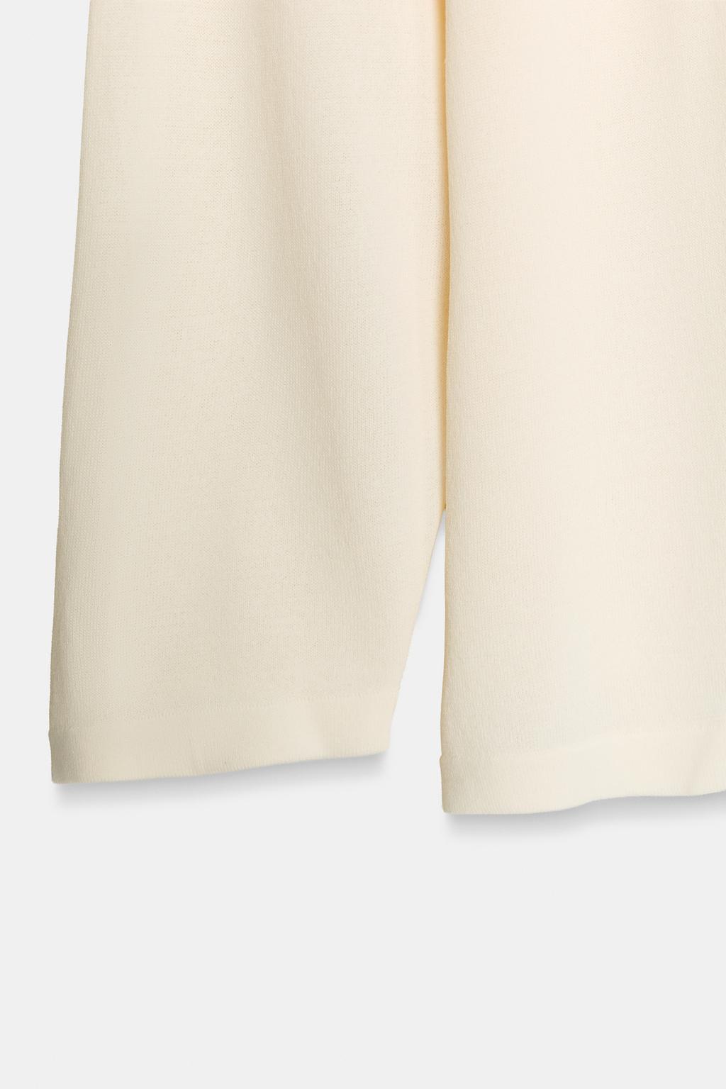 СВИТЕР ОВЕРСАЙЗ ИЗ ТОНКОГО ТРИКОТАЖА