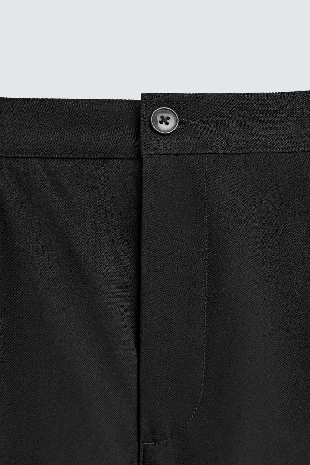 СТРУЯЩИЕСЯ БРЮКИ 