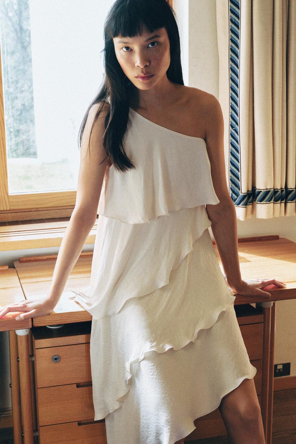 ПЛАТЬЕ МИДИ С ВОЛАНАМИ И УЗЛОМ