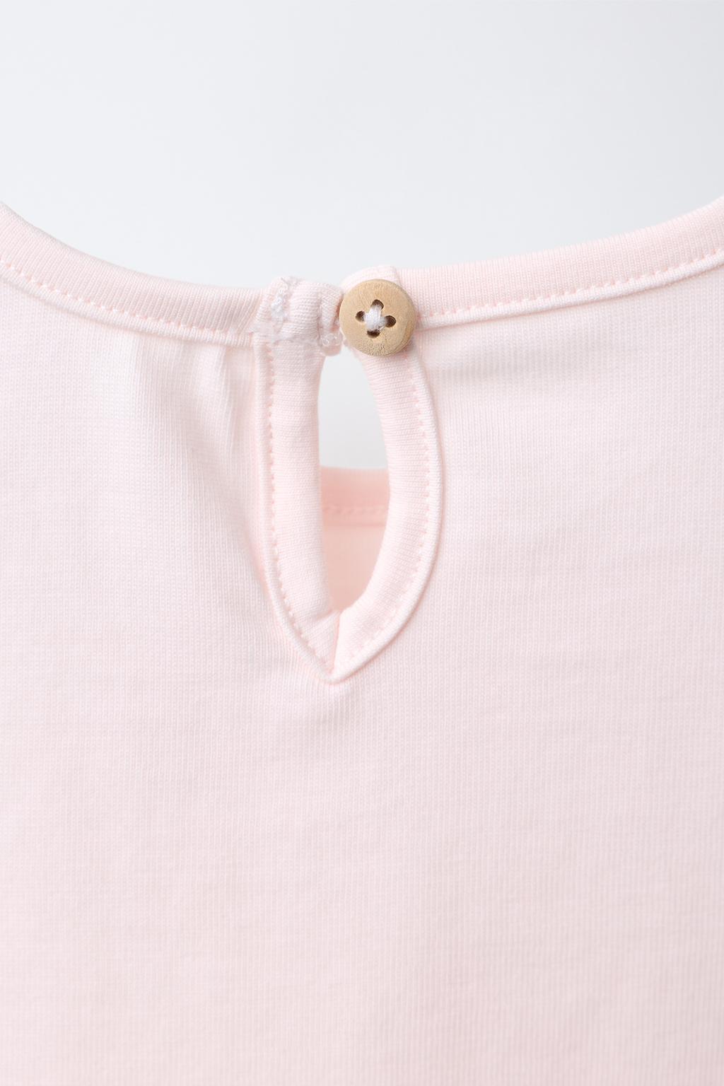 ФУТБОЛКА СО ШВЕЙЦАРСКОЙ ВЫШИВКОЙ