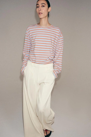 Хлопково-льняная футболка в полоску- Заказать в России