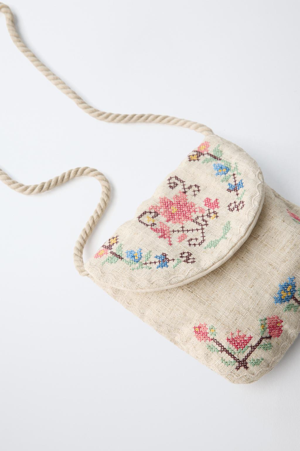 СУМКА С ВЫШИВКОЙ