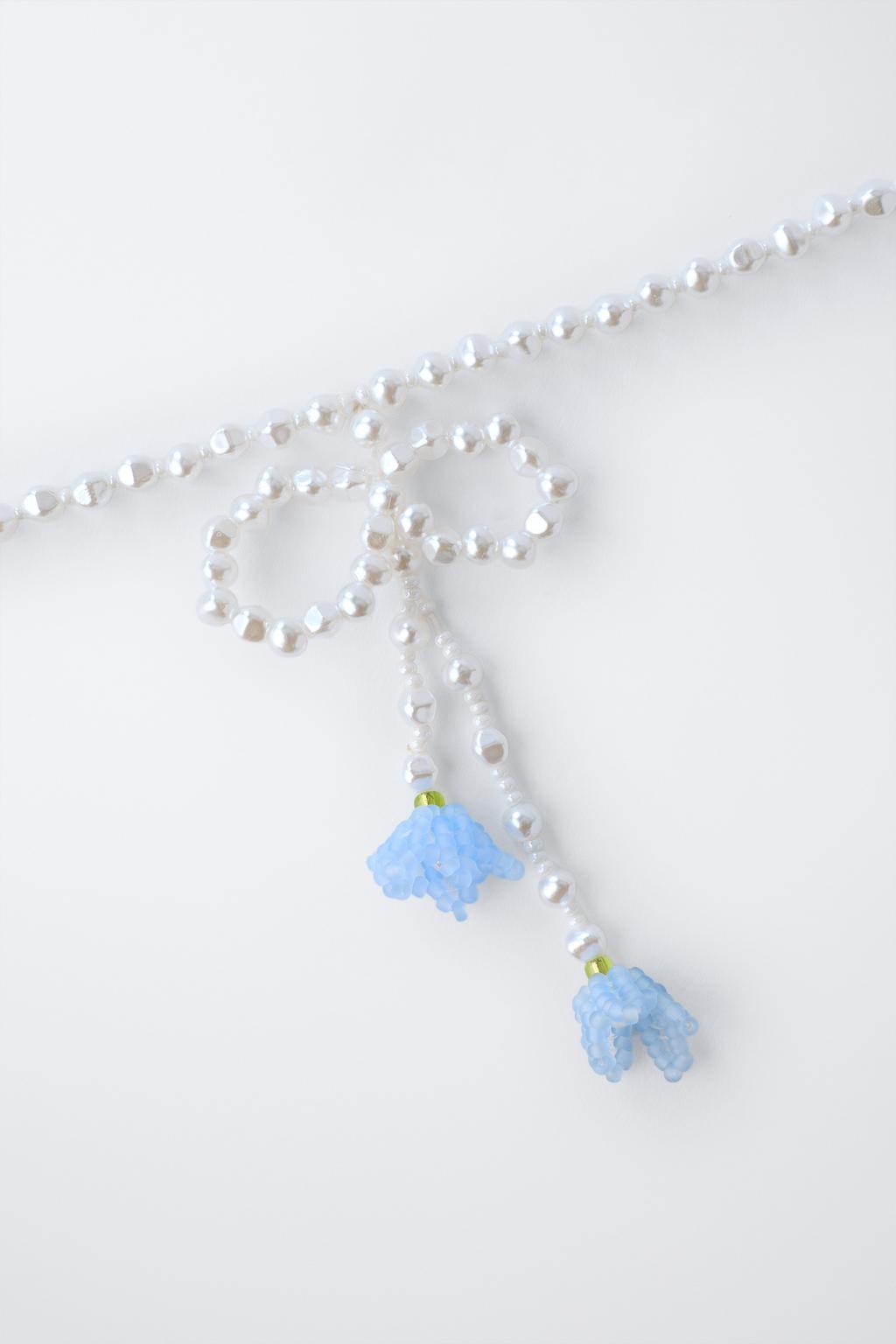 ОЖЕРЕЛЬЕ ИЗ ИСКУССТВЕННОГО ЖЕМЧУГА С ЦВЕТОЧНЫМ ПРИНТОМ И БУСИНАМИ