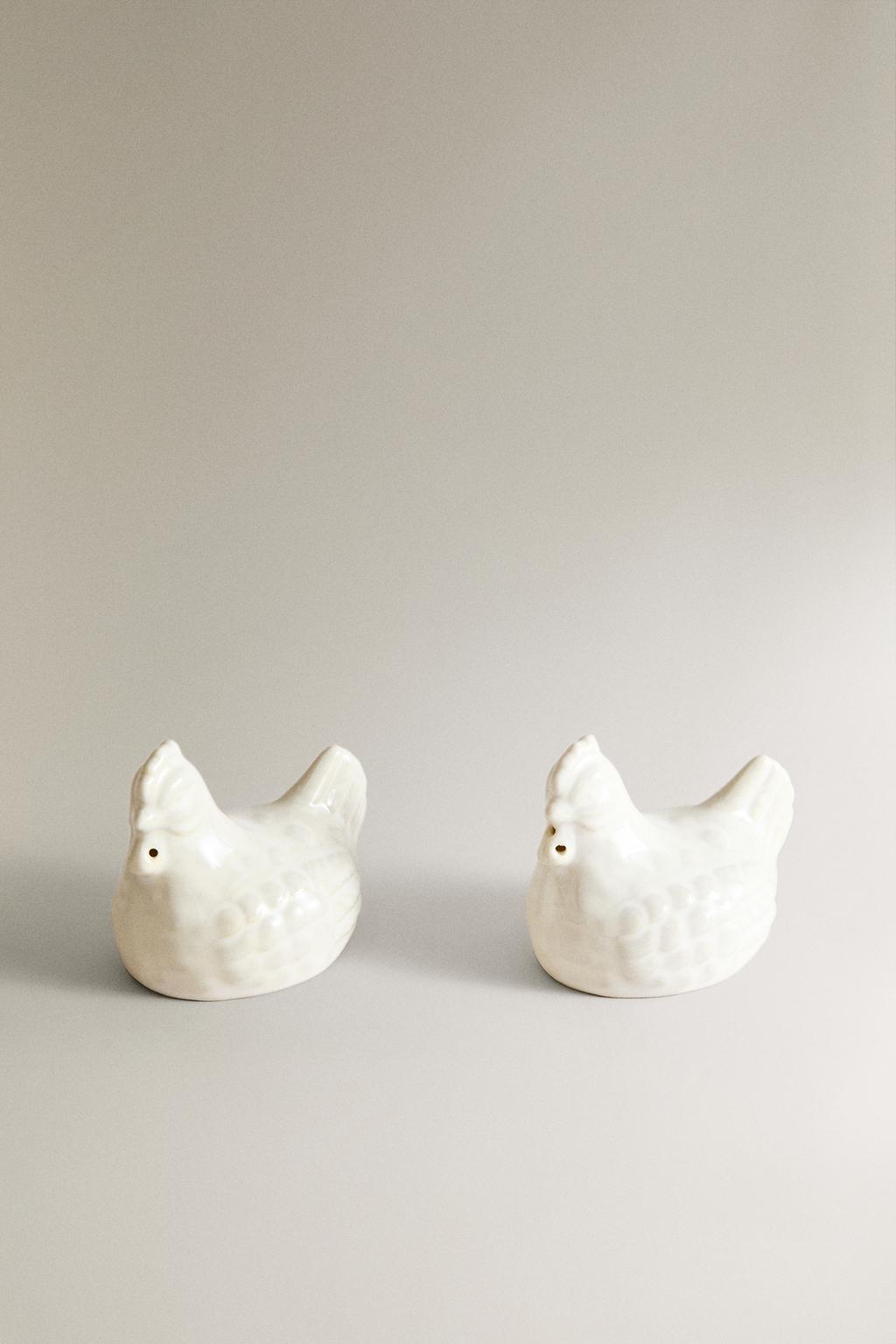 Набор солонка и перечница в форме курицы