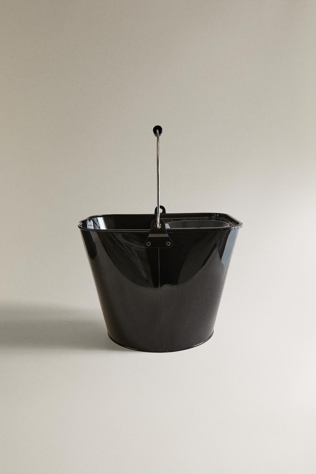 Ведро и отжим для швабры