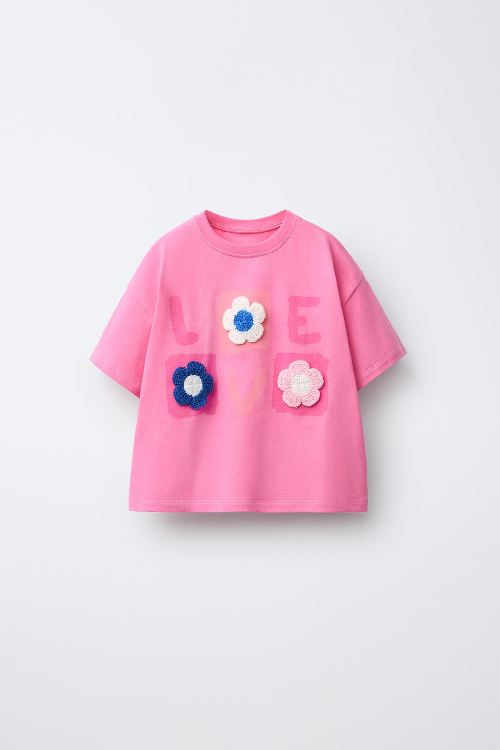 ФУТБОЛКА С ВЯЗАНЫМИ ЦВЕТАМИ