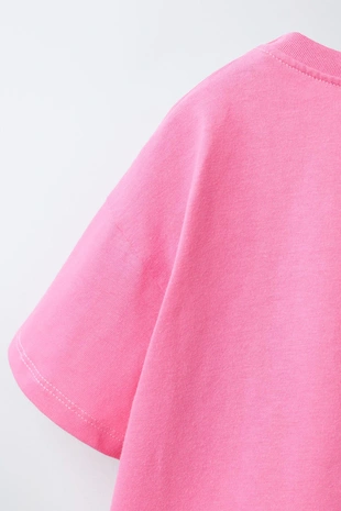 Футболка с вязаными цветами- Заказать в России