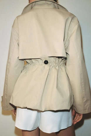 Короткий тренч с регулируемой талией- Заказать в России