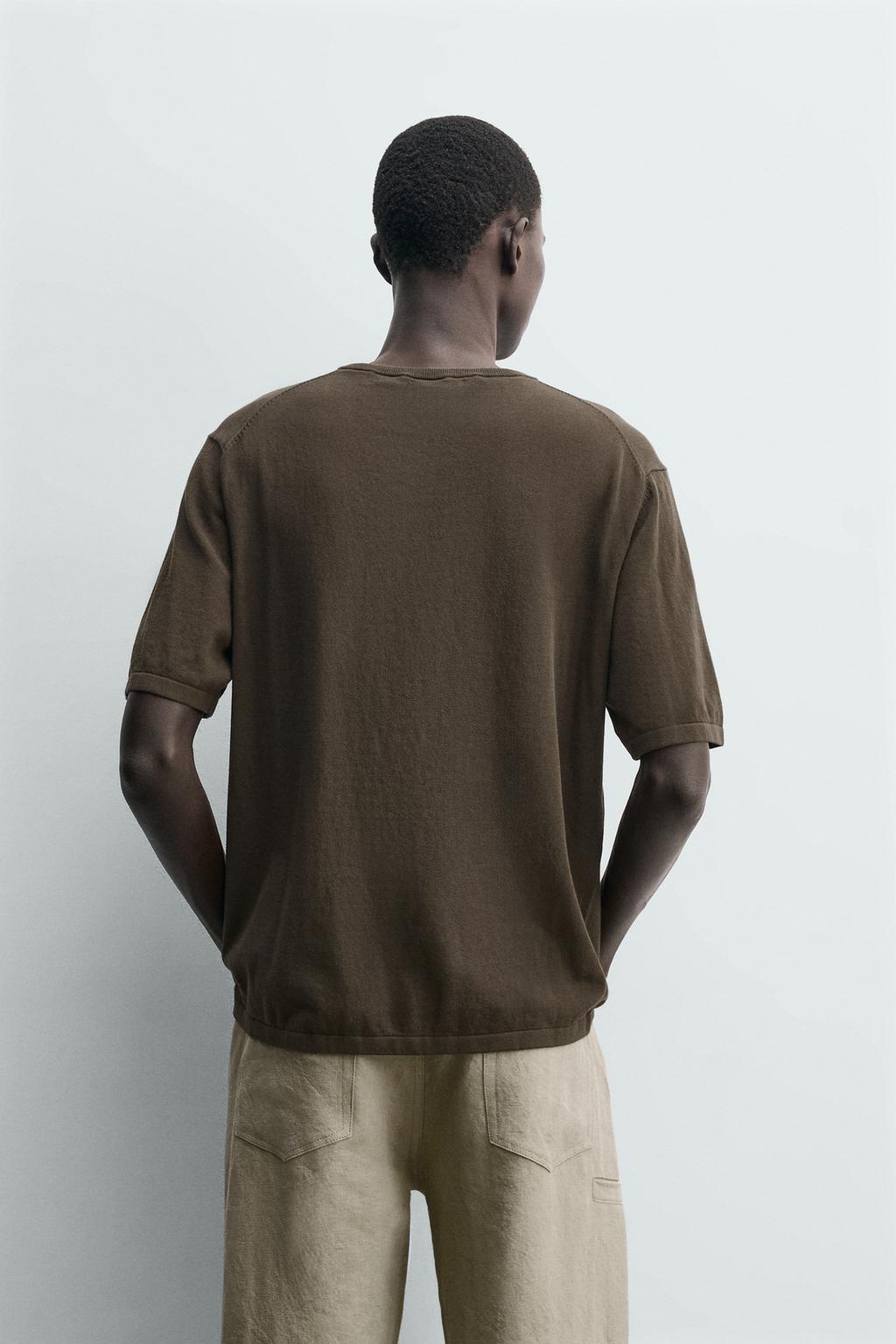 ФУТБОЛКА С ВОРОТНИКОМ НА ПУГОВИЦАХ