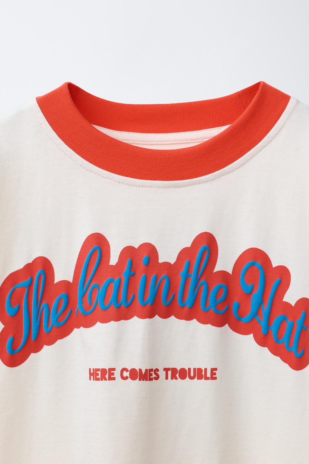 ФУТБОЛКА С КОНТРАСТНЫМИ ДЕТАЛЯМИ «КОТ В ШЛЯПЕ» DR. SEUSS™