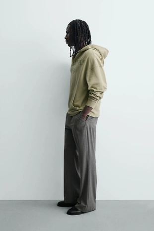 Толстовка с эффектом потертости и принтом- Заказать в России