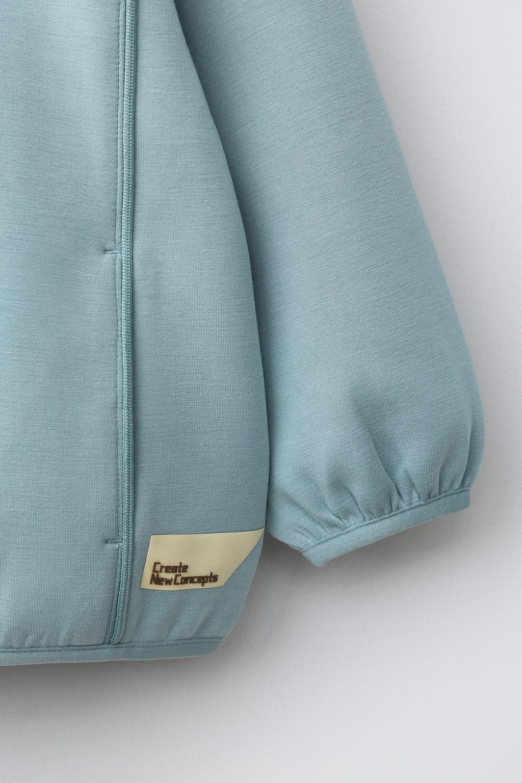 ТОЛСТОВКА ИЗ ИНТЕРЛОКА С НАШИВКОЙ