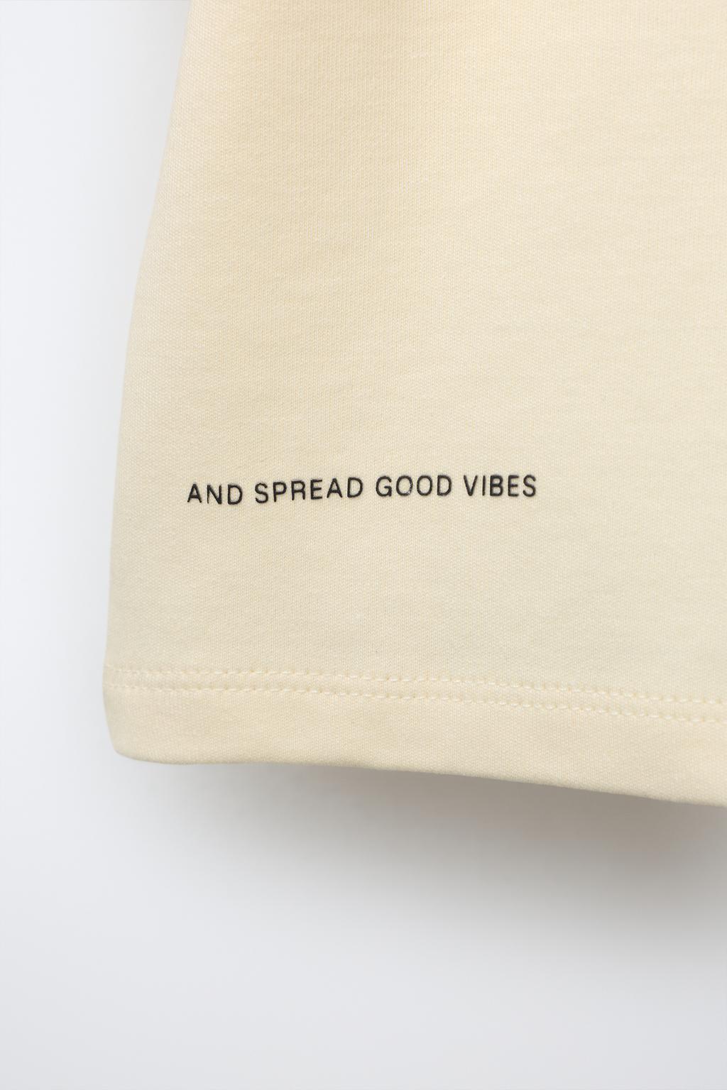 ФУТБОЛКА ИЗ ИНТЕРЛОКА С НАДПИСЬЮ