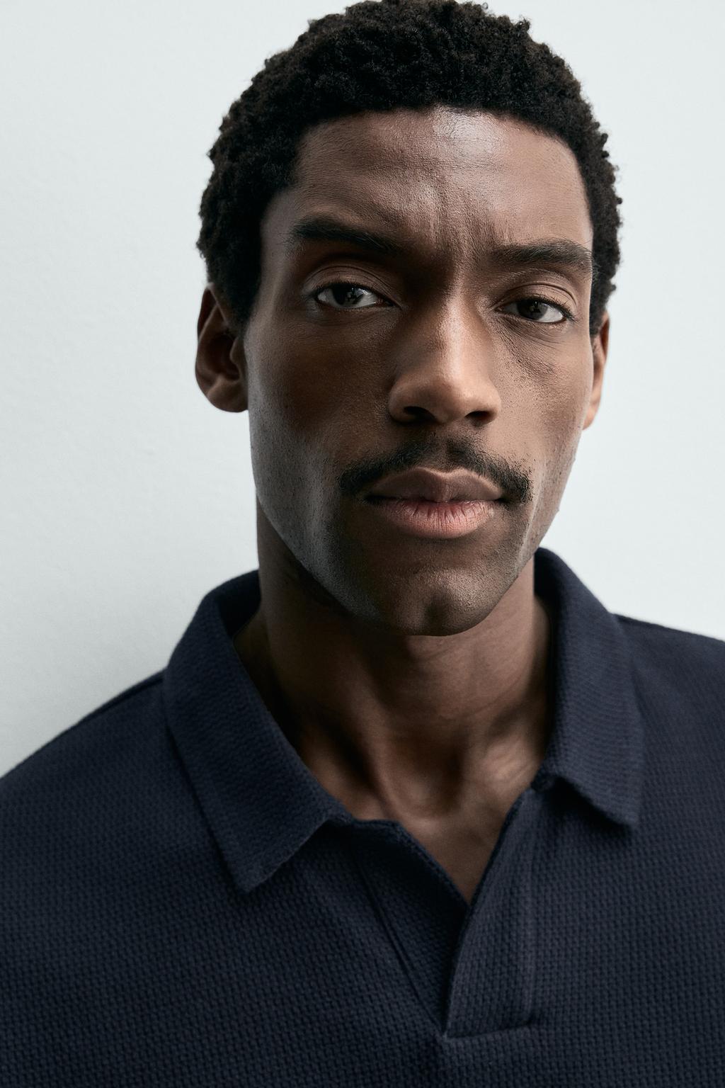 ПОЛО СВОБОДНОГО КРОЯ ИЗ РЕЛЬЕФНОЙ ТКАНИ