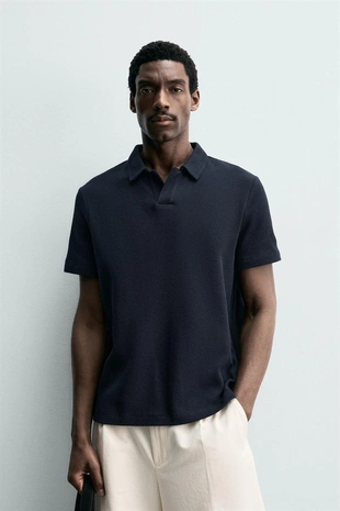 Поло свободного кроя из рельефной ткани