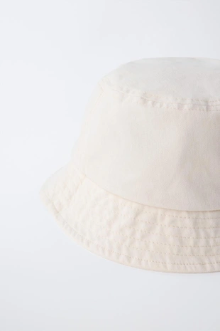 Панама с контрастной строчкой