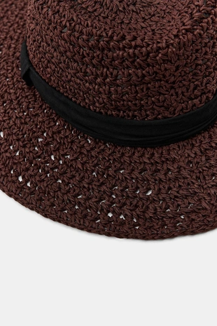 Шляпа с контрастной лентой- Заказать в России