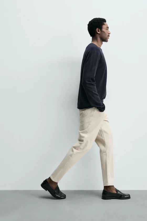 ДЖИНСЫ  TAPERED FIT